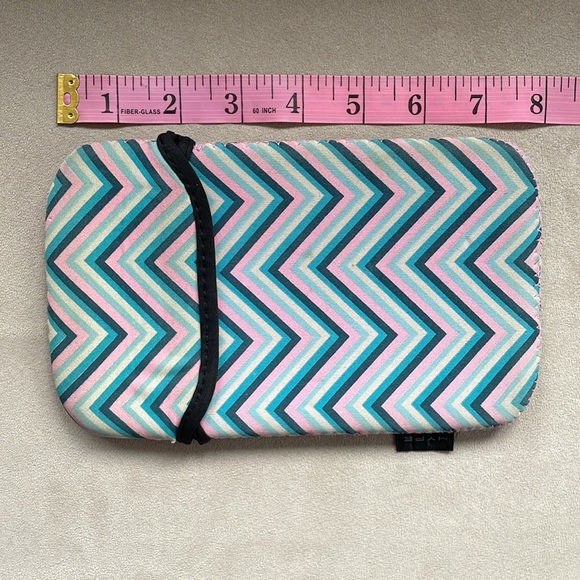 HYPE Tablet Case sleeve - 8” ⭐️ great condition! Multicolored - Picture 6 of 8